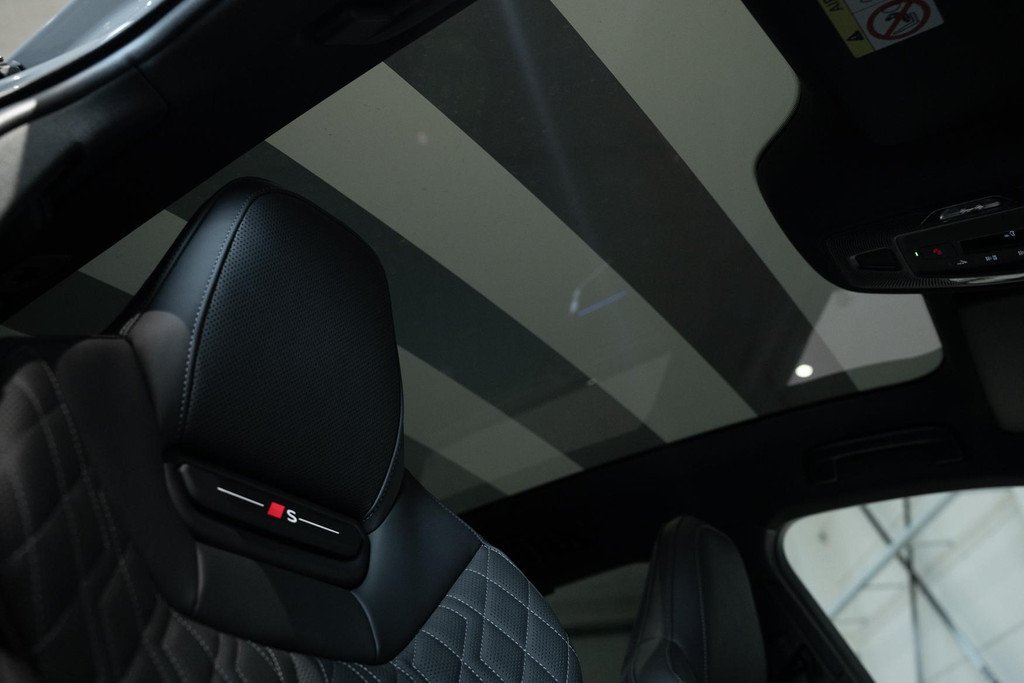 Audi A5 Avant 2.0 Quattro e-hybrid S edition Competition / 5 jaar Garantie / Audi Exclusive Nardo Grey / Trekhaak / Pano / S Interieur 51714554-40.jpg | REINHARD