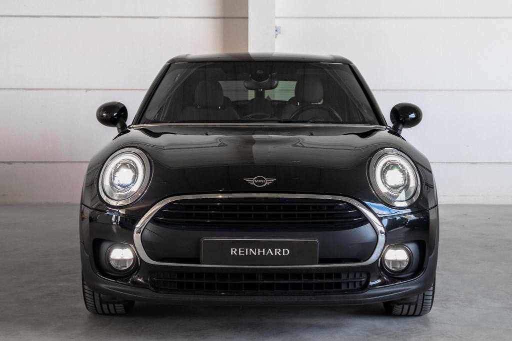 MINI Clubman One / Business / Climate / Sportstoelen / PDC Achter 52003430-1.jpg | REINHARD