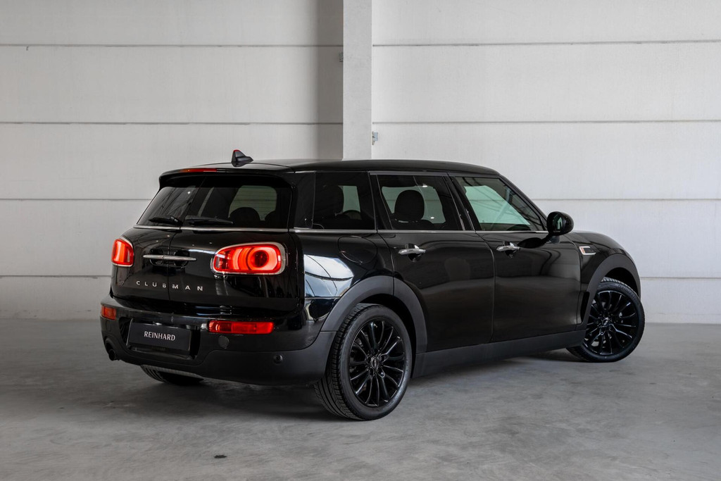 MINI Clubman One / Business / Climate / Sportstoelen / PDC Achter 52003430-2.jpg | REINHARD