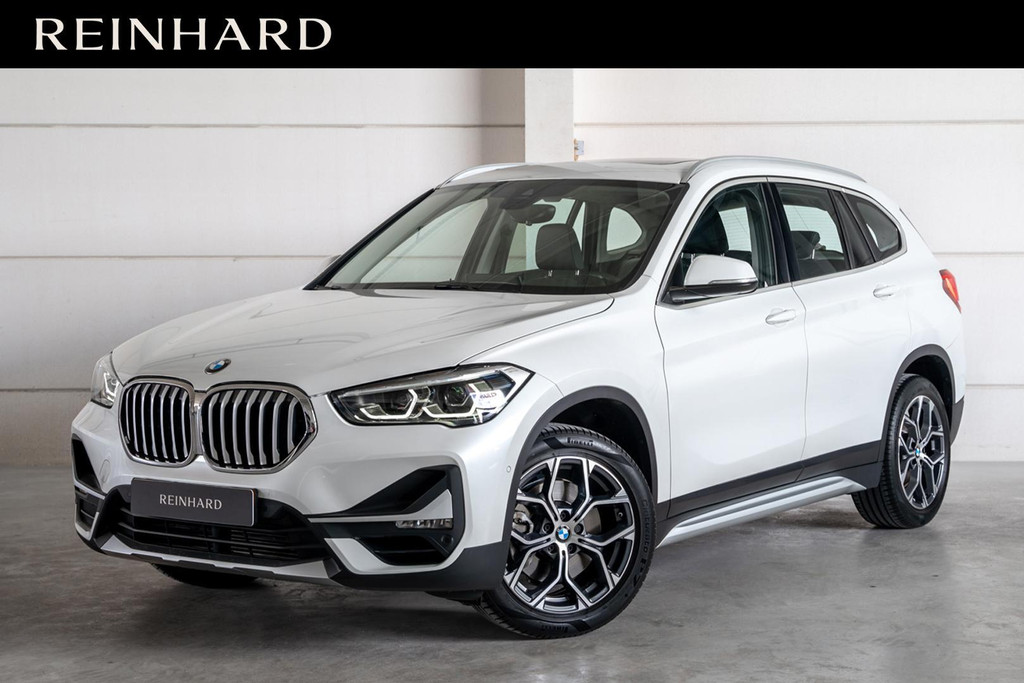 BMW X1 sDrive20i High Executive / Panodak / Headup / Trekhaak / Leder / Stoelverm. / Dlr Ond. / Orig. NL 54354064-0.jpg | REINHARD