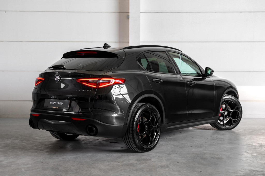 Alfa Romeo Stelvio 2.0 Ti AWD Veloce / Elektr. Sportstoelen / Pano / 21" Wielen / Hist. Compleet 54354097-1.jpg | REINHARD