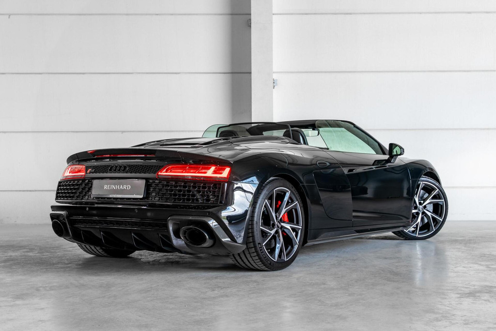 Audi R8 Spyder 5.2 Performance Quattro / Dlr. ond. / Keramisch / Carbon Ext. / Carbon Int. / Camera / B&O 55832748-1.jpg | REINHARD