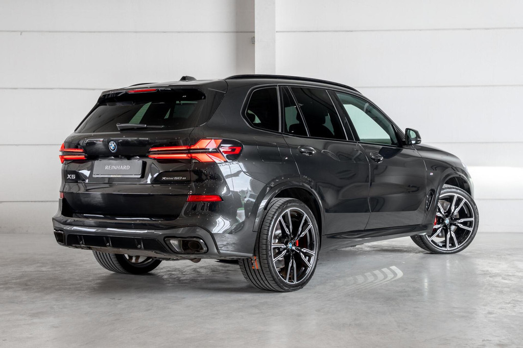 BMW X5 xDrive50e / M Sport Pro / Pano / 22" / Trekhaak / Driving Ass. Prof. / BTW / Fabr. Gar. / VOL 56067423-1.jpg | REINHARD