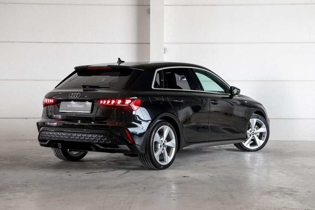 Audi A3 Sportback 35 TFSI S edition / Adaptive Cruise / Pano / Sonos / Fabr. Gar. / BTW 56723387-1.jpg | REINHARD